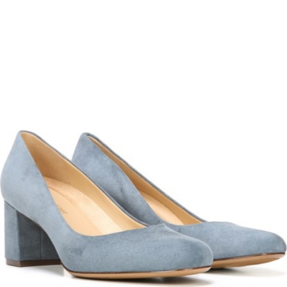 naturalizer blue heels